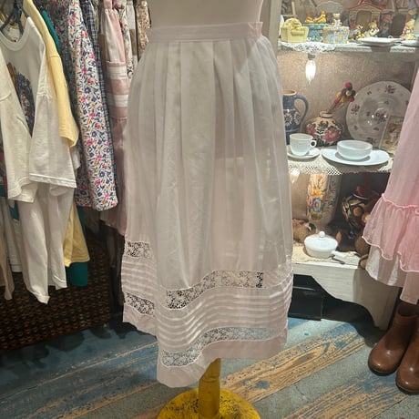 apron 524[ge59]