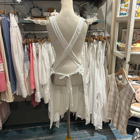 apron 675[ge257]