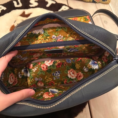 bag 272[na862]