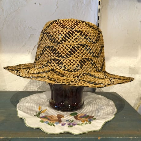 hat 40[MAD-85]