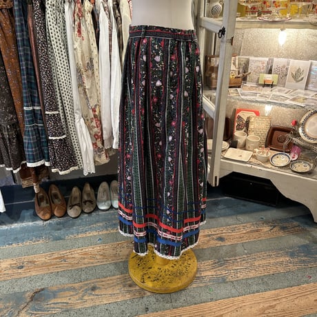 skirt892[ge95]