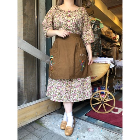apron 437[ge147]