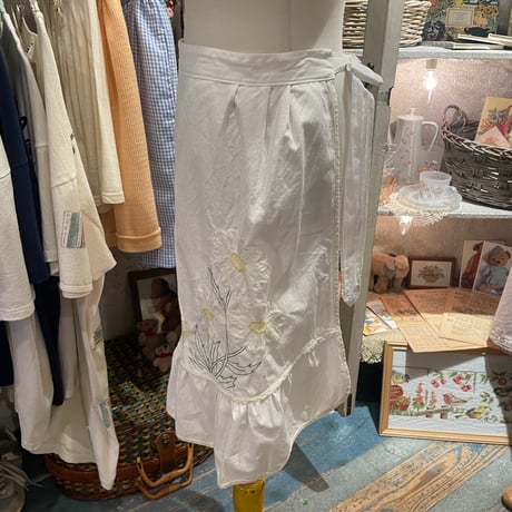 apron 596[ge697]