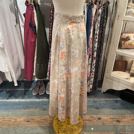 skirt875[ar103]