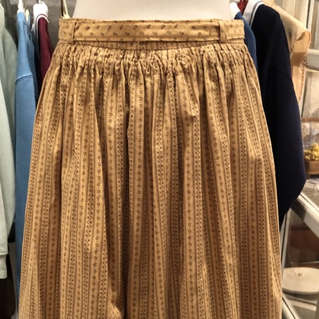 skirt 976[ks19]
