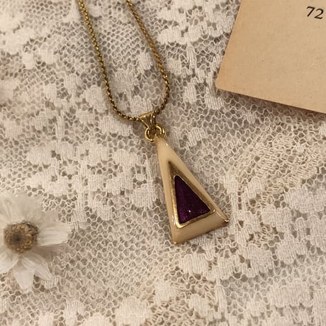 accessory 694[AA205]