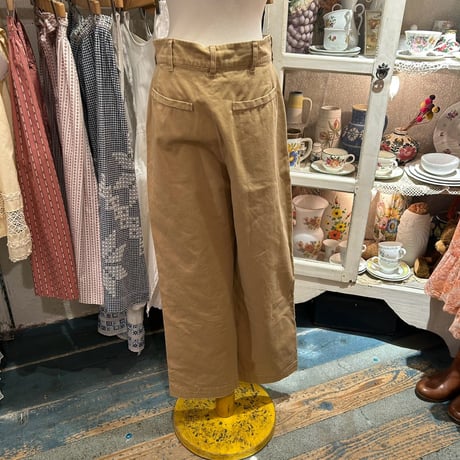 bottoms 907[na542]