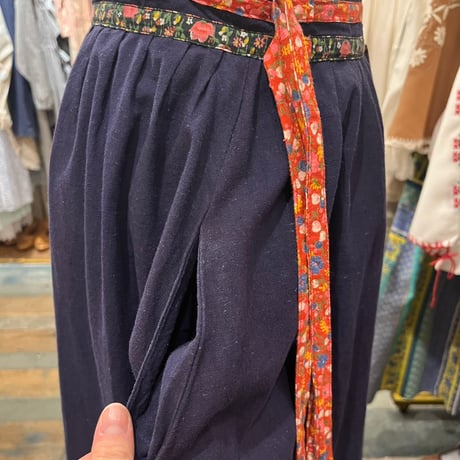 skirt 851[ge865]