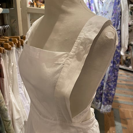 apron 697[ge167]