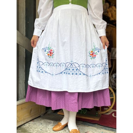 apron 552[ge165]