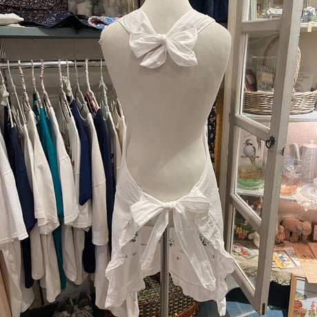 apron 595[ge696]