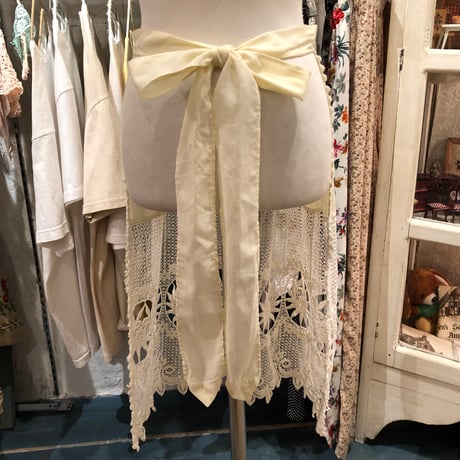 apron 440[ge142]