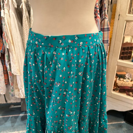 skirt583[ks97]