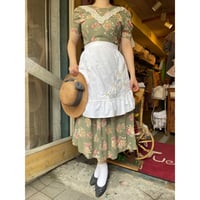 apron 596[ge697]