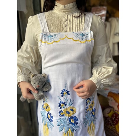 apron 672[na970]