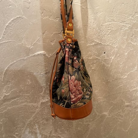 bag 236[FF740]