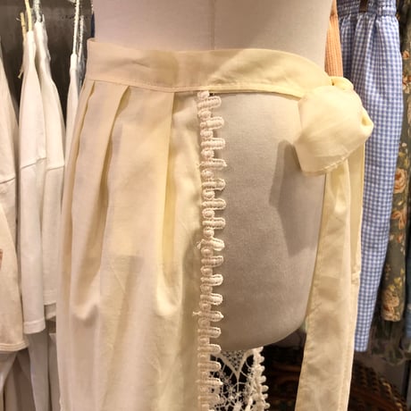 apron 577[ge646]