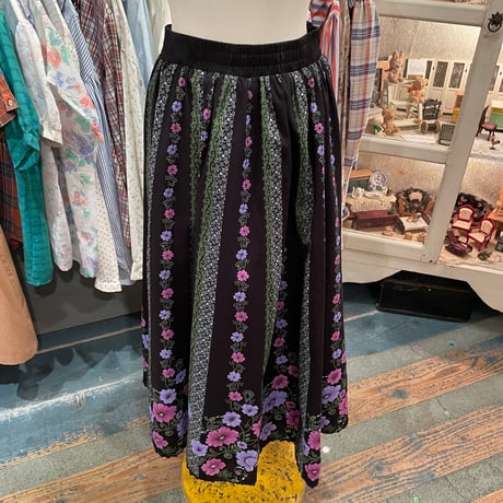 skirt 577[ks95]