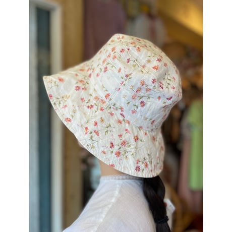 hat 200[FF665]