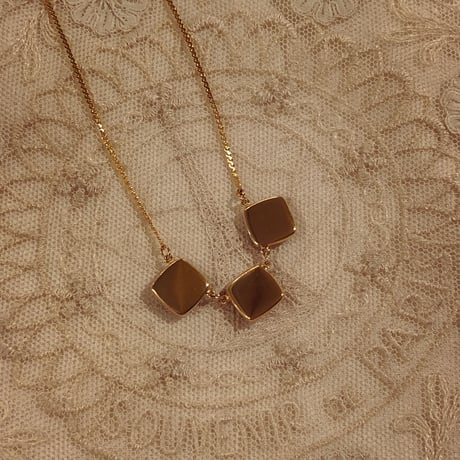 accessory 702[U408]