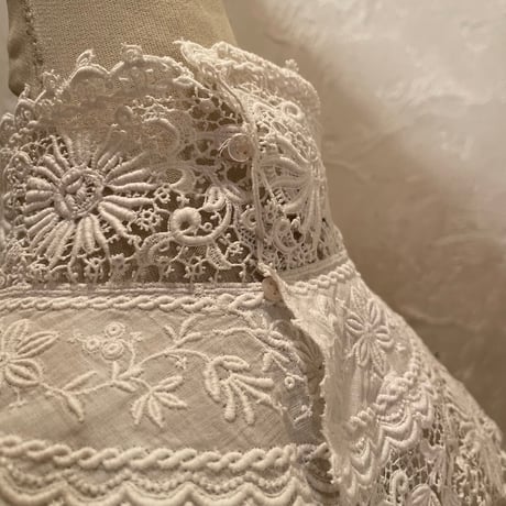 antique [FA89]