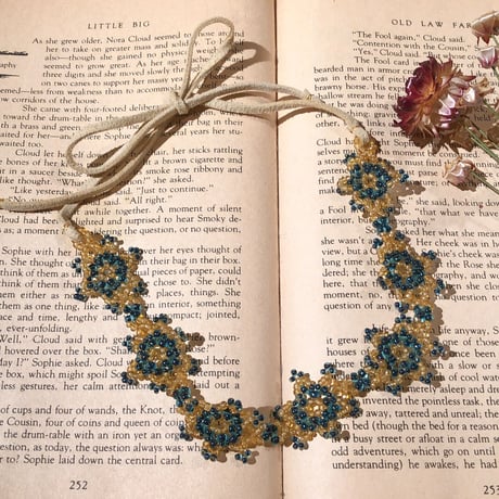 accessory 202[ge297]