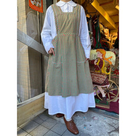 apron 464[ge543]