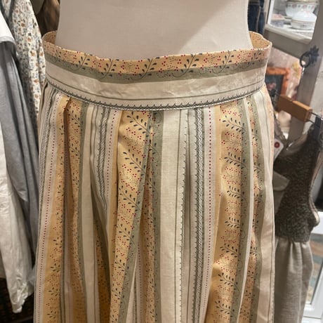 skirt 723[ge27]