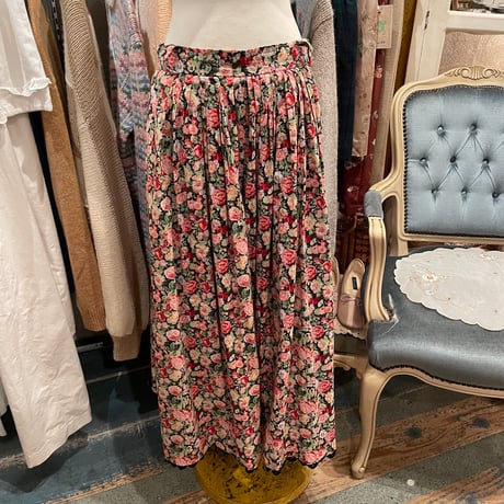 skirt 529[na751]