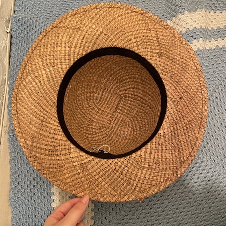 hat 136[ge944]