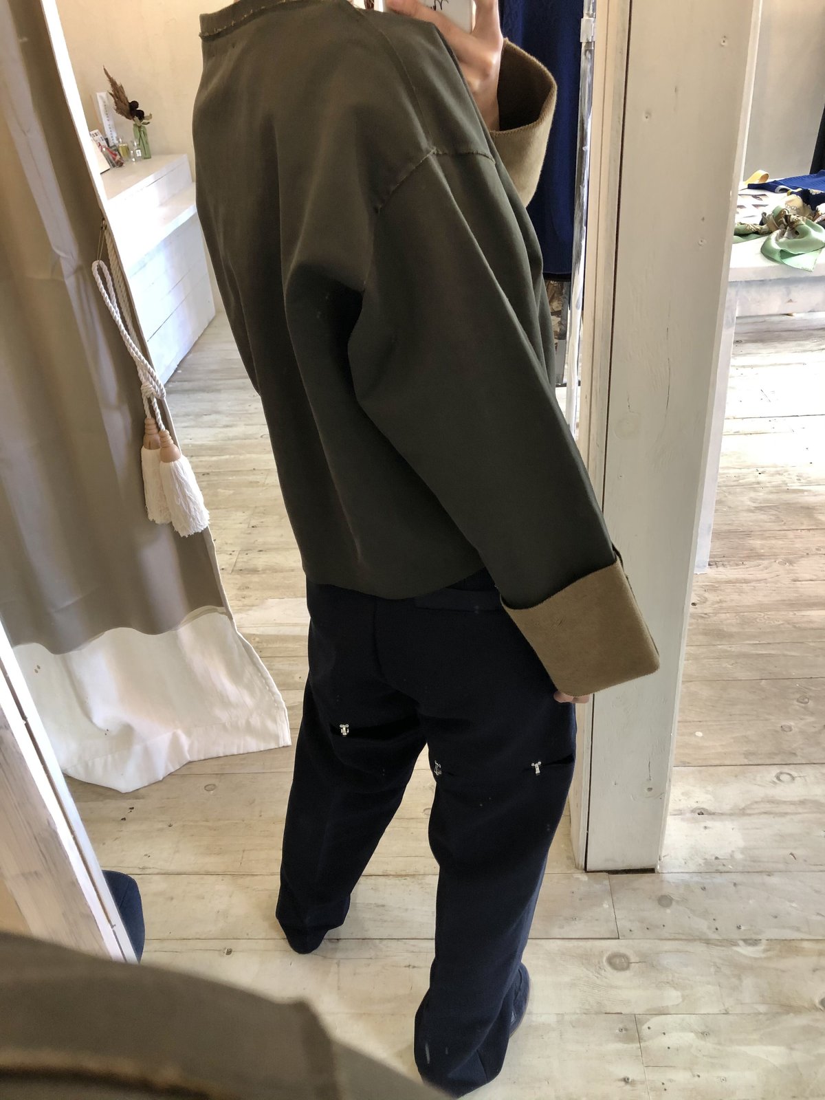 Mhairi マイリ ナイロン×綿 切りっぱなし モードプルオーバー | REAL ME 