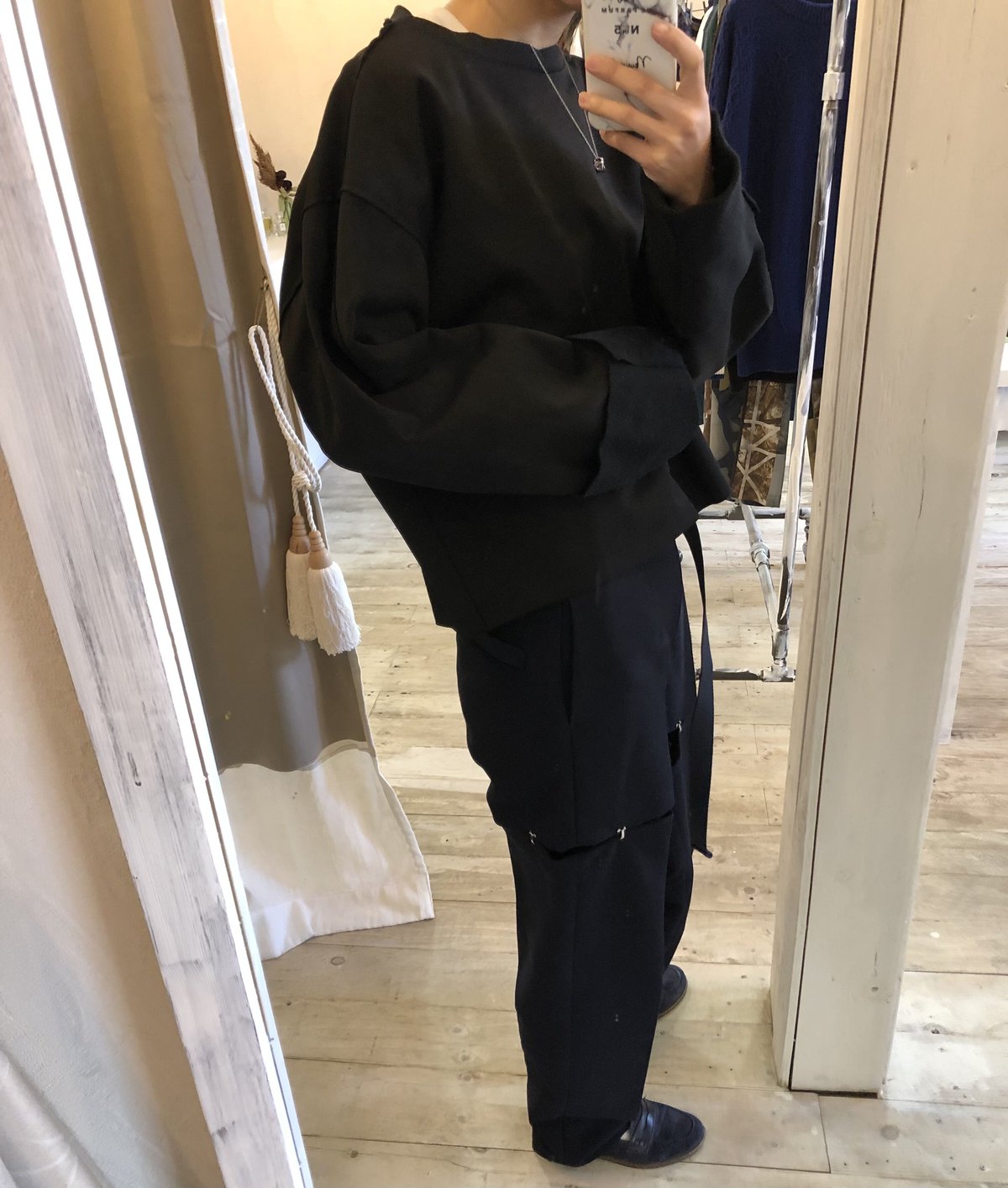 Mhairi マイリ ナイロン×綿 切りっぱなし モードプルオーバー | REAL ME 