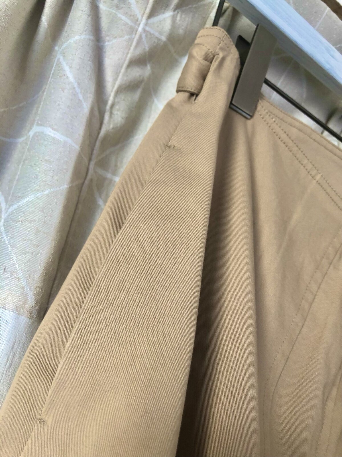 Mhairi マイリ 変型 巻きスカート ベージュ 36( S )サイズ Mhairi マイリ 変型 巻きスカート ベージュ 36( S )サイズ