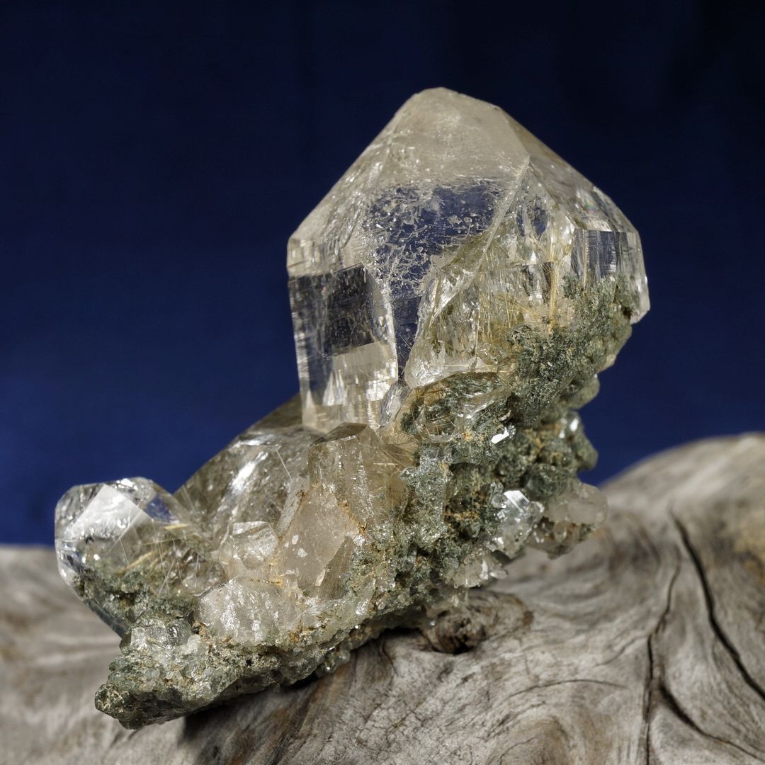 ヒマラヤンクォーツ　水晶　835g ヒマラヤンクォーツ 1.335kg 【公式通販】