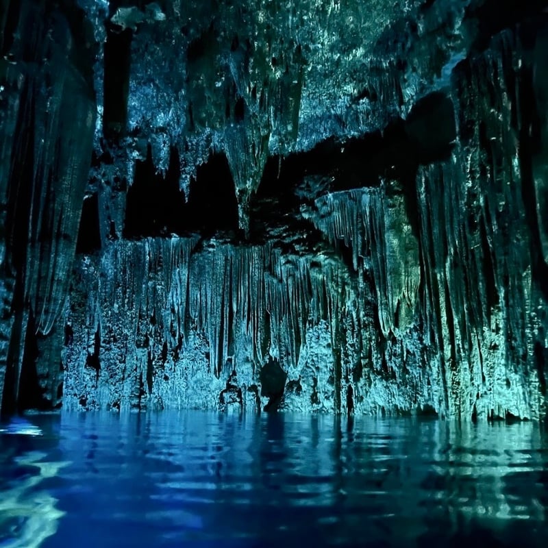 天然活水鉱石〚久遠水®〛約50億年前の宇宙由来の鉱物と“細胞浸透波”を