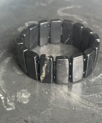 天然フラーレン含有〚ダークムーンブレスレット〛