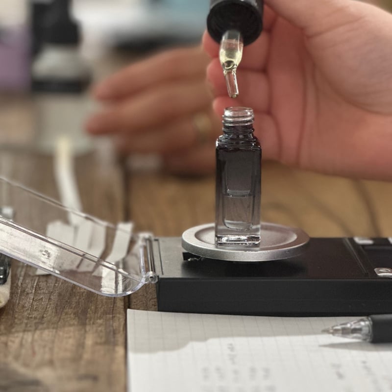 福岡〚調香講座〛調香師の感性と専門技術に触れる | tiphereth