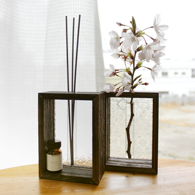 作家物　虹色ガラスの一輪挿し　未使用品 作家物 虹色ガラスの一輪挿し 未使用品 - メルカリ