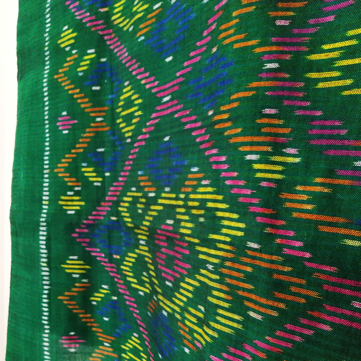 ラオス手織り布／緑 ②
