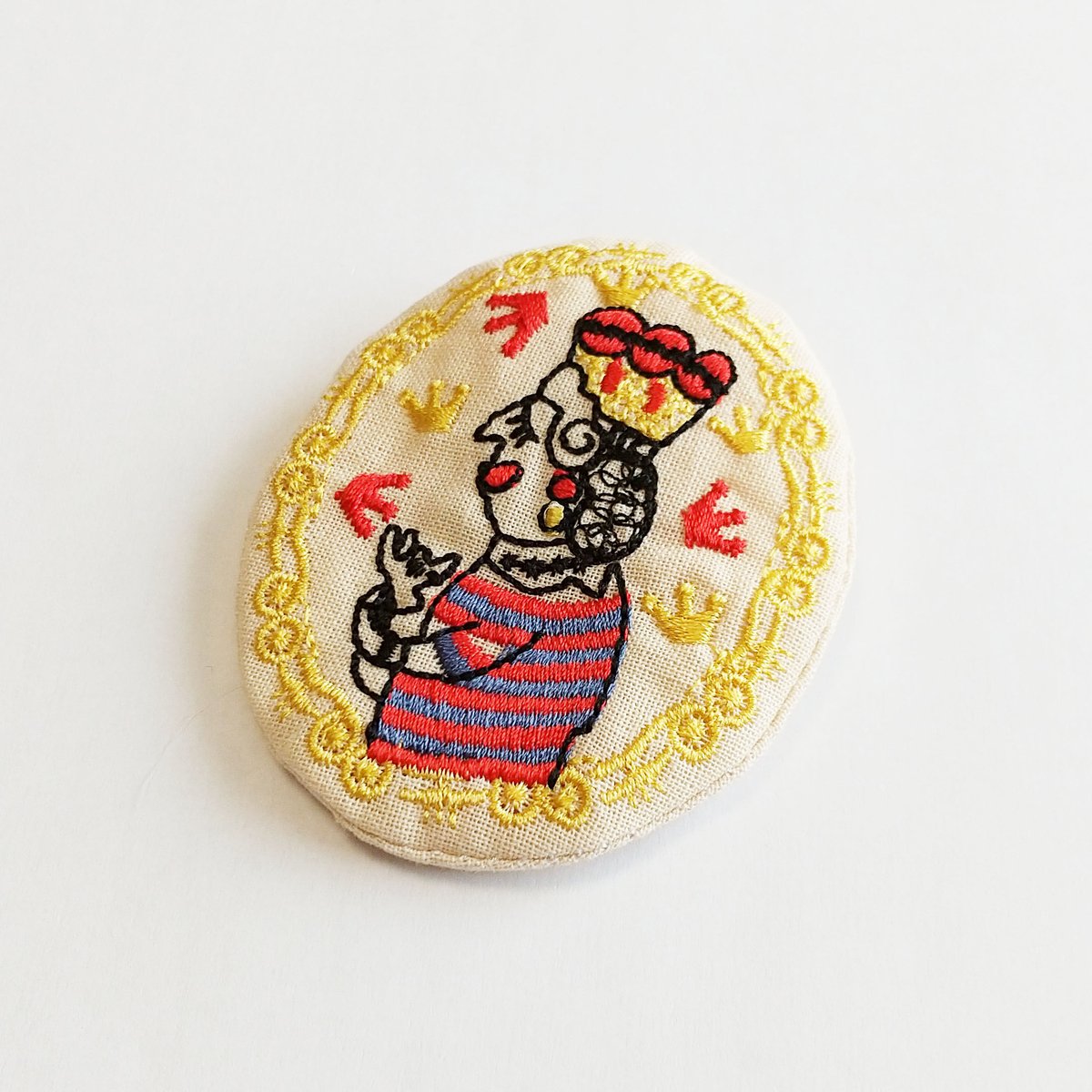 ほっこり顔の刺繍ブローチ | 中国・台湾・香港・アジアのかわいいもの 