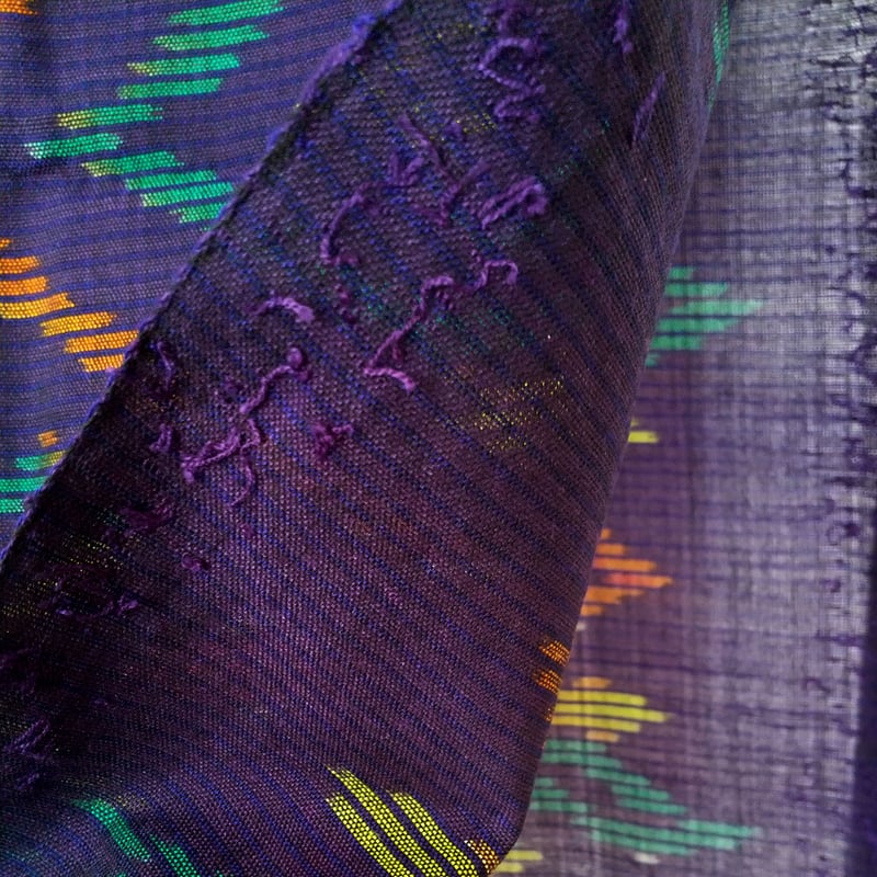 ラオス　シルク織物　手織　タペストリー 楽天市場】ラオス 浮き織 手織り 絹織物 幅広 シルク スレンダー