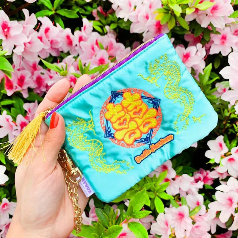 minä perhonen カメリア花柄刺繍タブレットポーチ MYUUA】香港刺繍