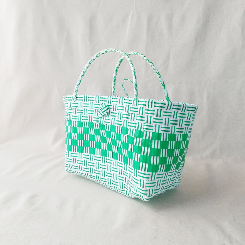 台湾プラかごバッグ(S)ホワイト&グリーン | 中国・台湾・香港 台湾プラかごバッグ(S)ホワイト&グリーン | 中国・台湾・香港