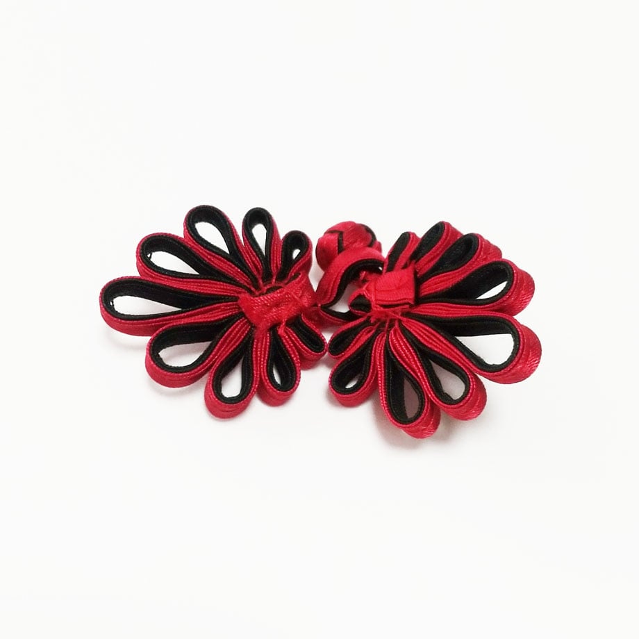 チャイナボタン ツートン菊型／レッド＆ブラック | 中国・台湾・香港