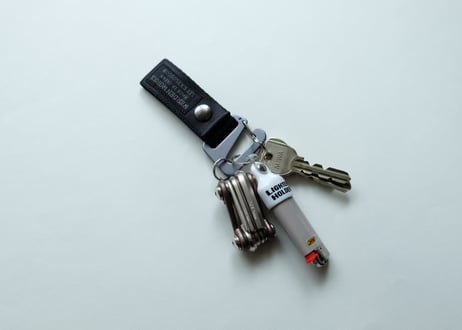 KEY HOOK SHORT