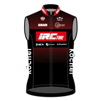 2021Team EURASIA iRC TIREベスト