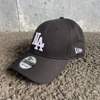 NA CAP black