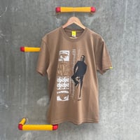 All Eyes On Me T-shirt dark camel
