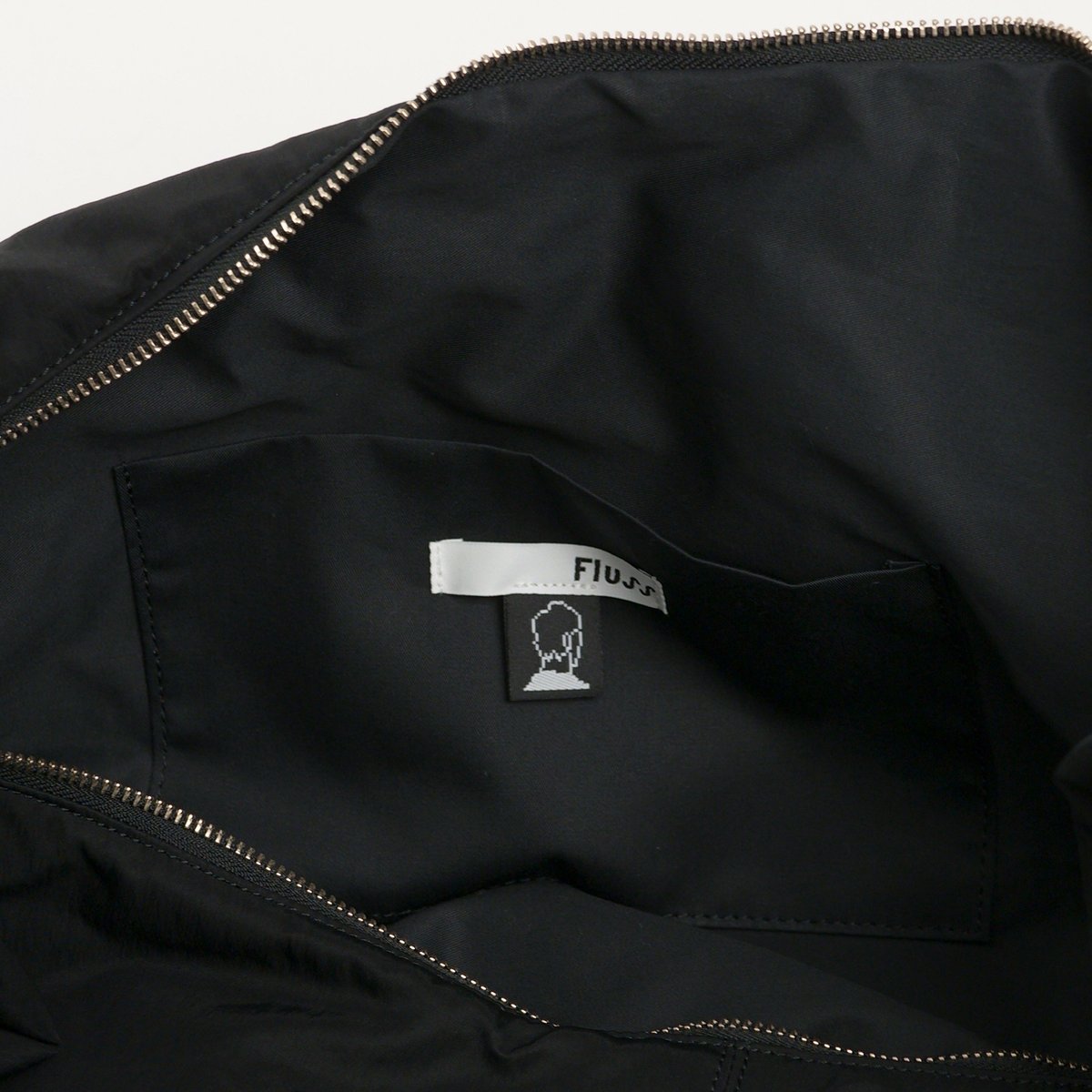 Fluss / gathered belt cross bag / black | DELTA