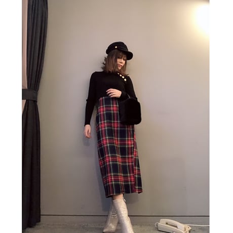 タータンチェック膝丈スカート・ネイビー